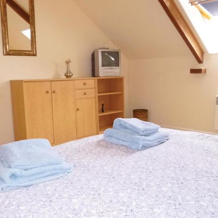 3 Bedroom Cozy Home In Brucheville Carentan-les-Marais 外观 照片